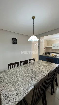 Imagem Casa para fins comerciais, 12x25, 03 cômodos, 02 salas, 02 wcs