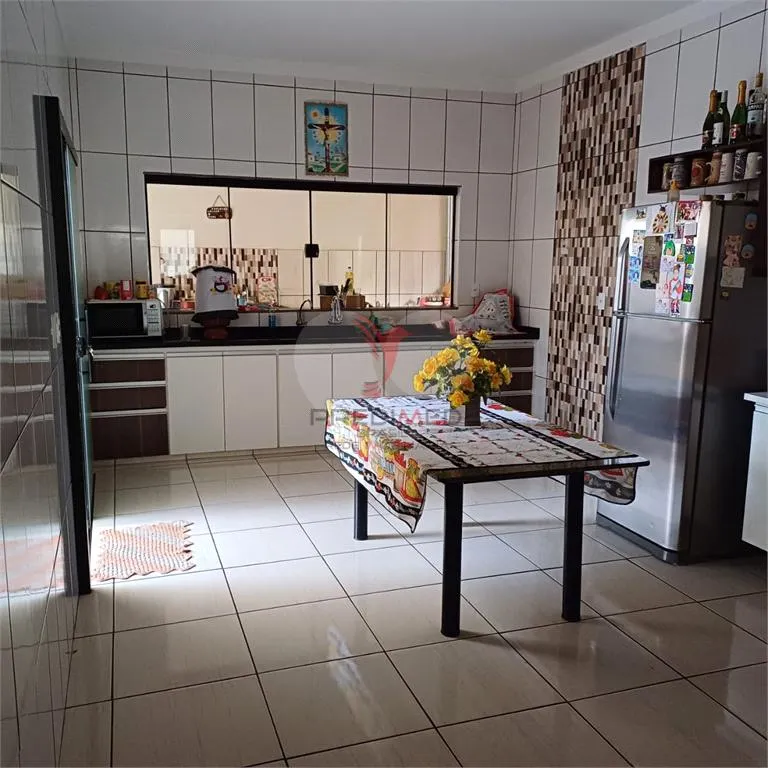 Imagem Casa de 3 quartos, 220m² no bairro Jardim Maria Luiza Iv, em Lençóis Paulista