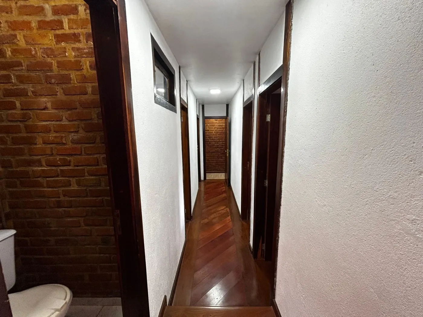 Imagem Casa para Venda em Petrópolis / RJ no bairro Samambaia