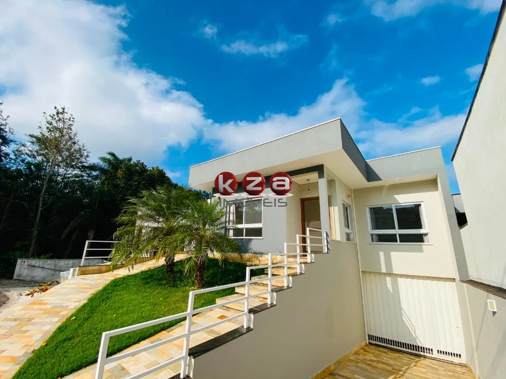 Foto do imóvel Casa para locação em condomínio exclusivo de Valinhos-SP, 3 quartos, 3 suítes, 3 salas, 5 banheiros, 6 vagas, 242m². Lenheiro