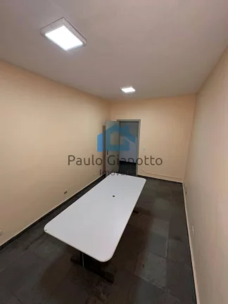 Foto do imóvel Sala Comercial para Locação no Centro de Cotia em Avenida Professor Manoel José Pedroso