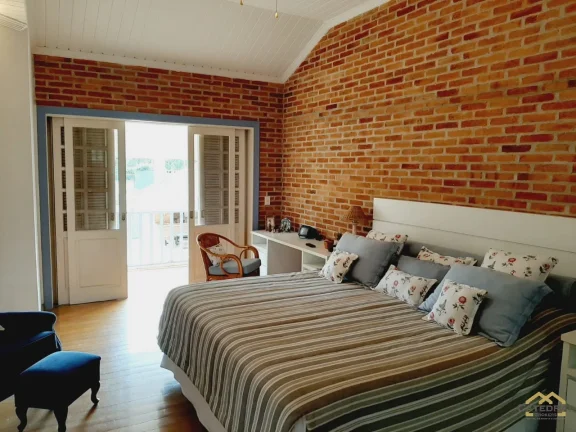 Imagem Casa em condomínio à Venda (PORTEIRA FECHADA) AC 800 m2, Piscina, quadra de Tênis. . . Jundiaí/SP