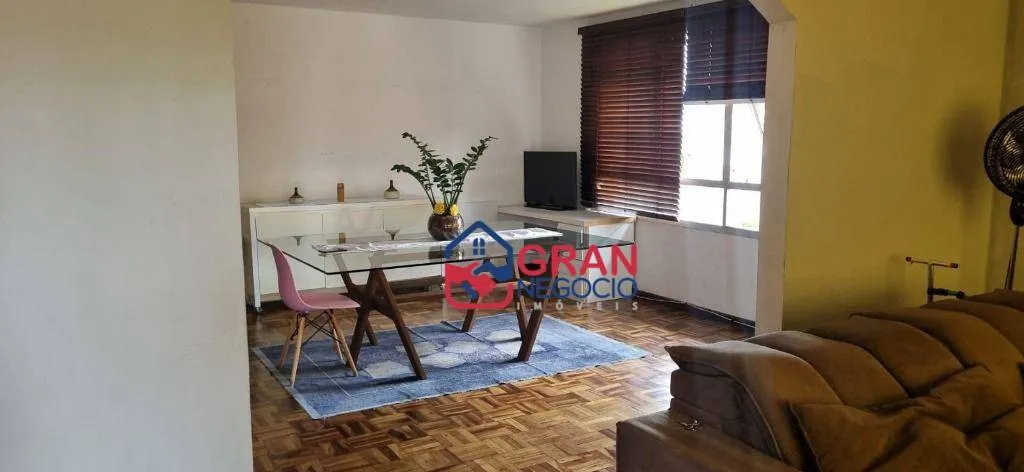 Imagem Casa espaçosa à venda - Novo Mundo Curitiba/PR