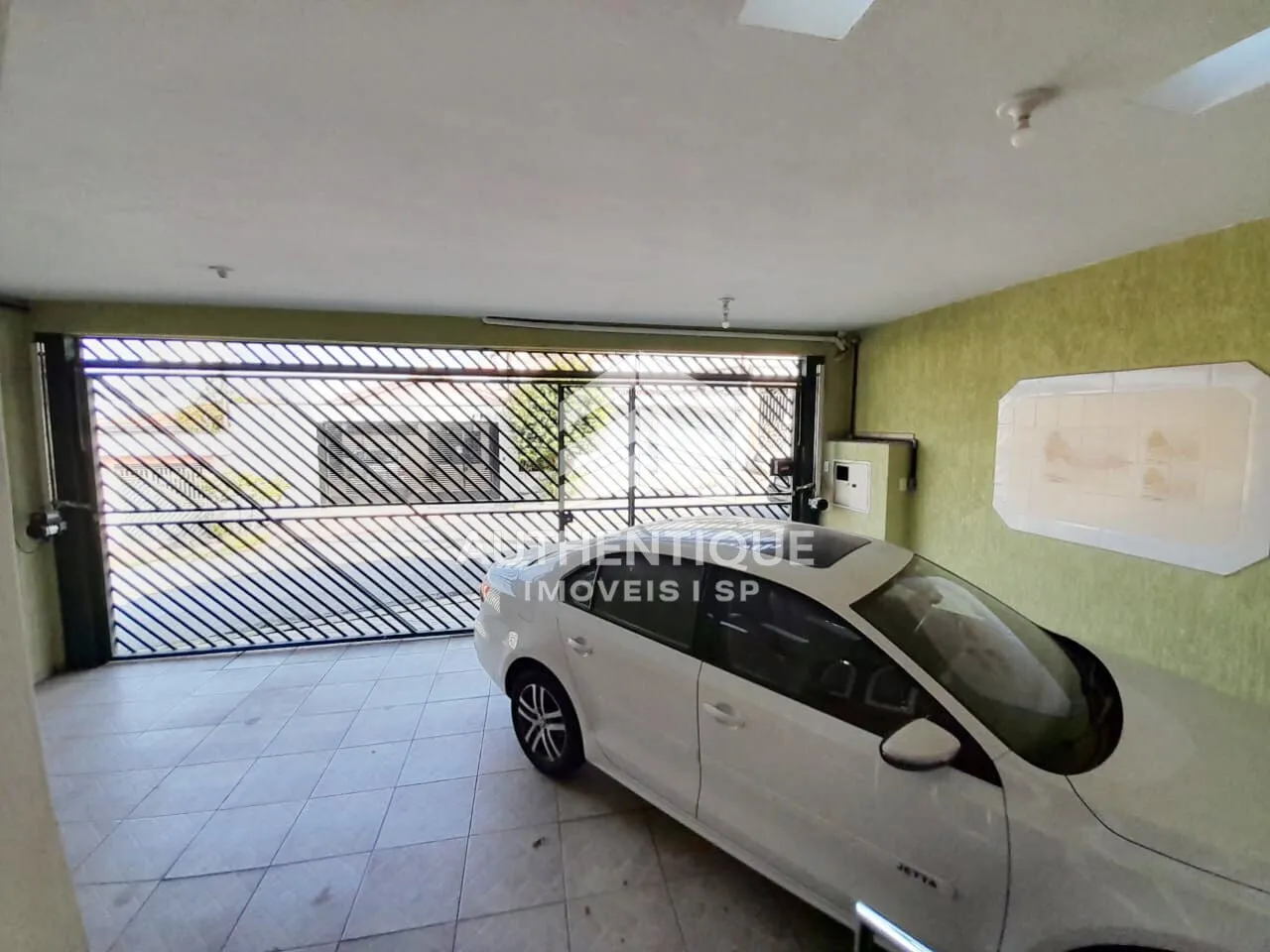 Imagem Casa Sobrado no bairro Baeta Neves à venda!