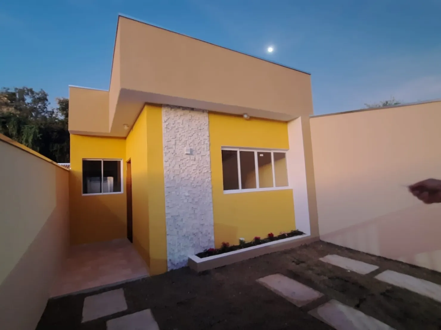Foto do imóvel Casa à venda 2 Quartos, 1 Suite, 2 Vagas, 143M², Residencial Estoril, Taubaté - SP