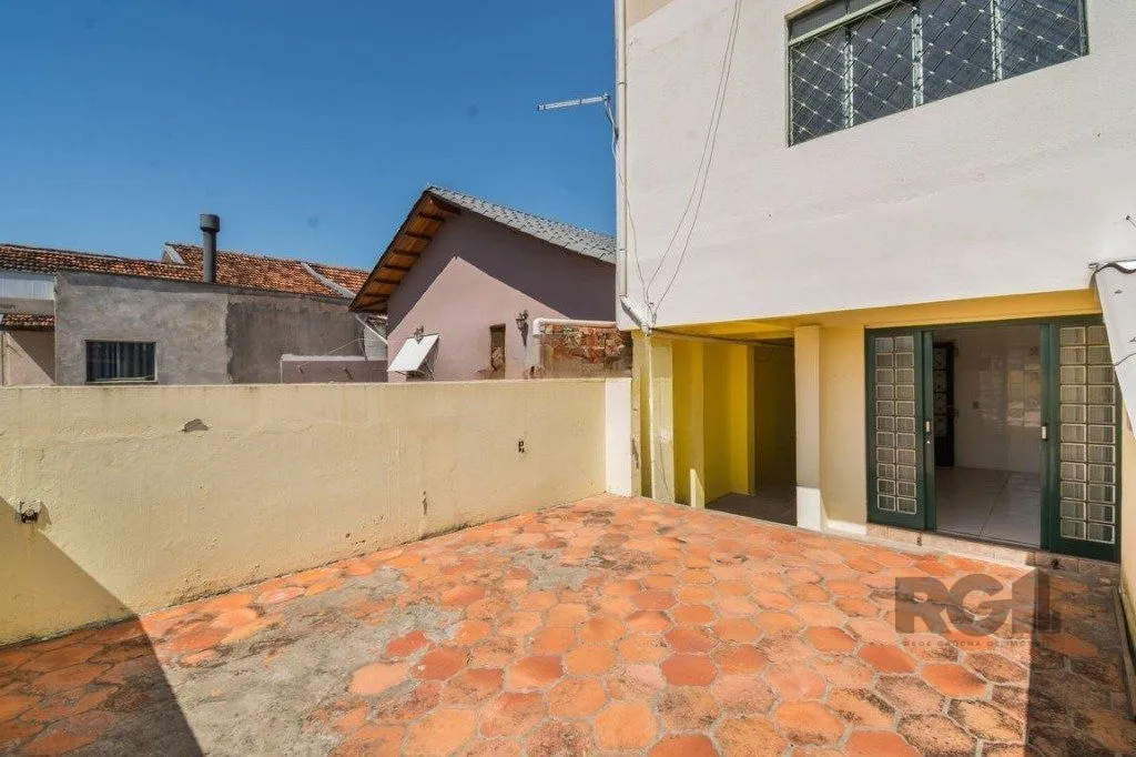 Imagem Casa com 5 dormitórios no bairro Jardim Sabará