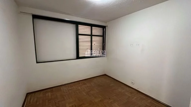 Imagem Apartamento com 3 dormitórios no Condomínio Edifício Pedro Salomão, no Centro de Uberaba!