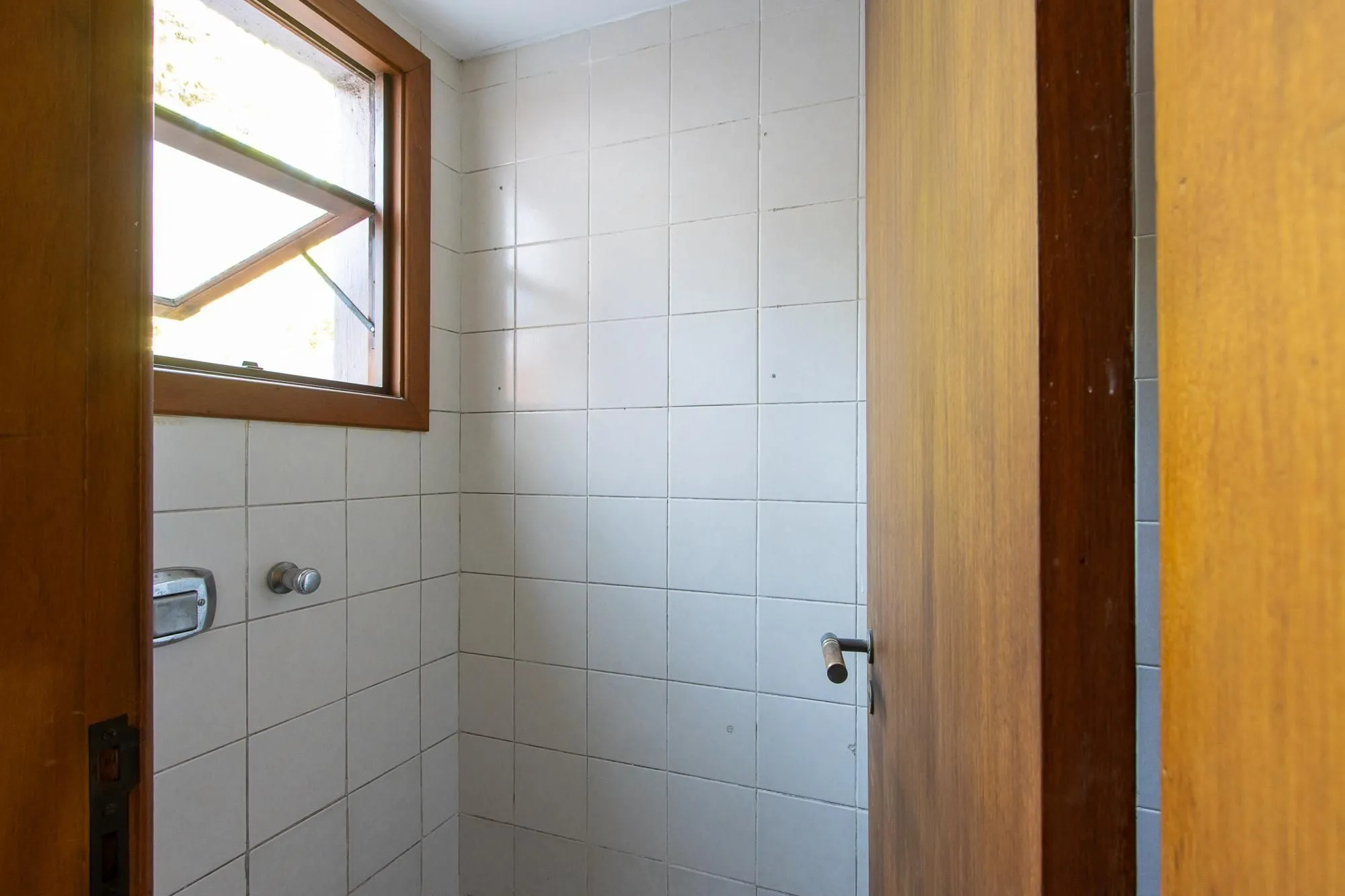 Imagem Apartamento bairro Cavalhada com 03 dormitórios, gabinete e 2 vagas 134,35m2 privativos!