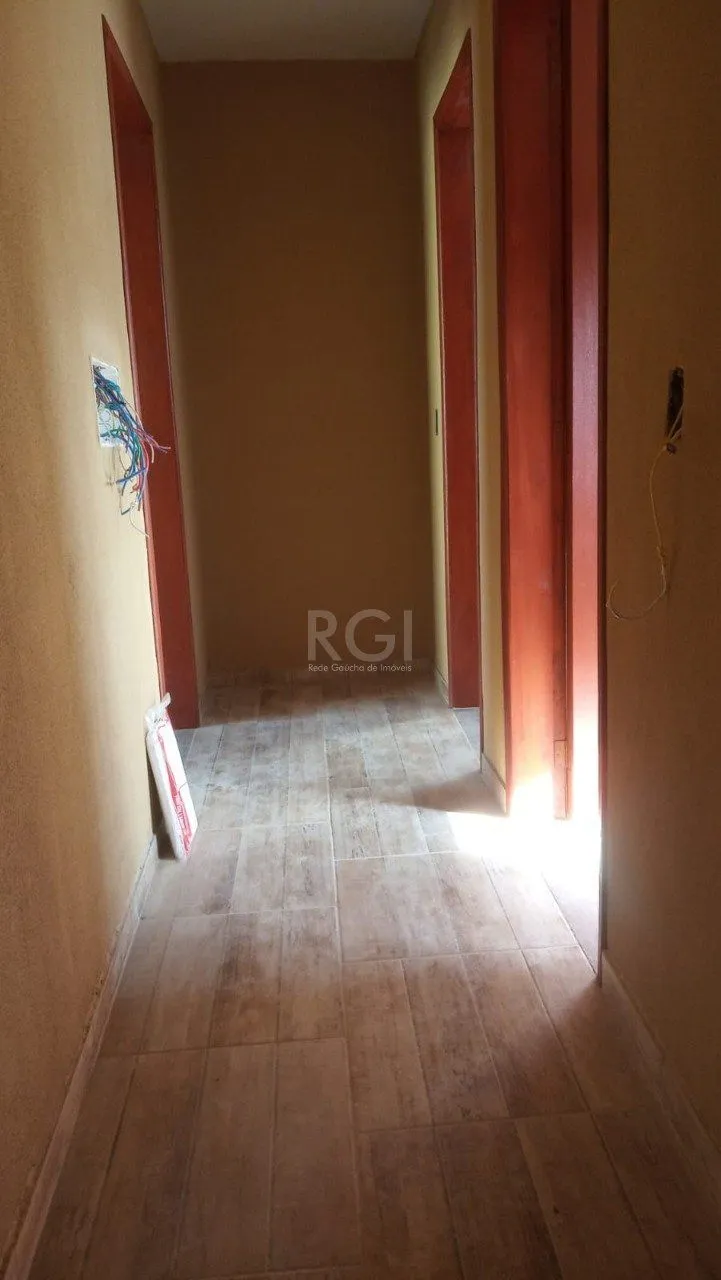 Imagem Sobrado 2 dormitórios, vaga de garagem, Bairro Passos dos Ferreiros