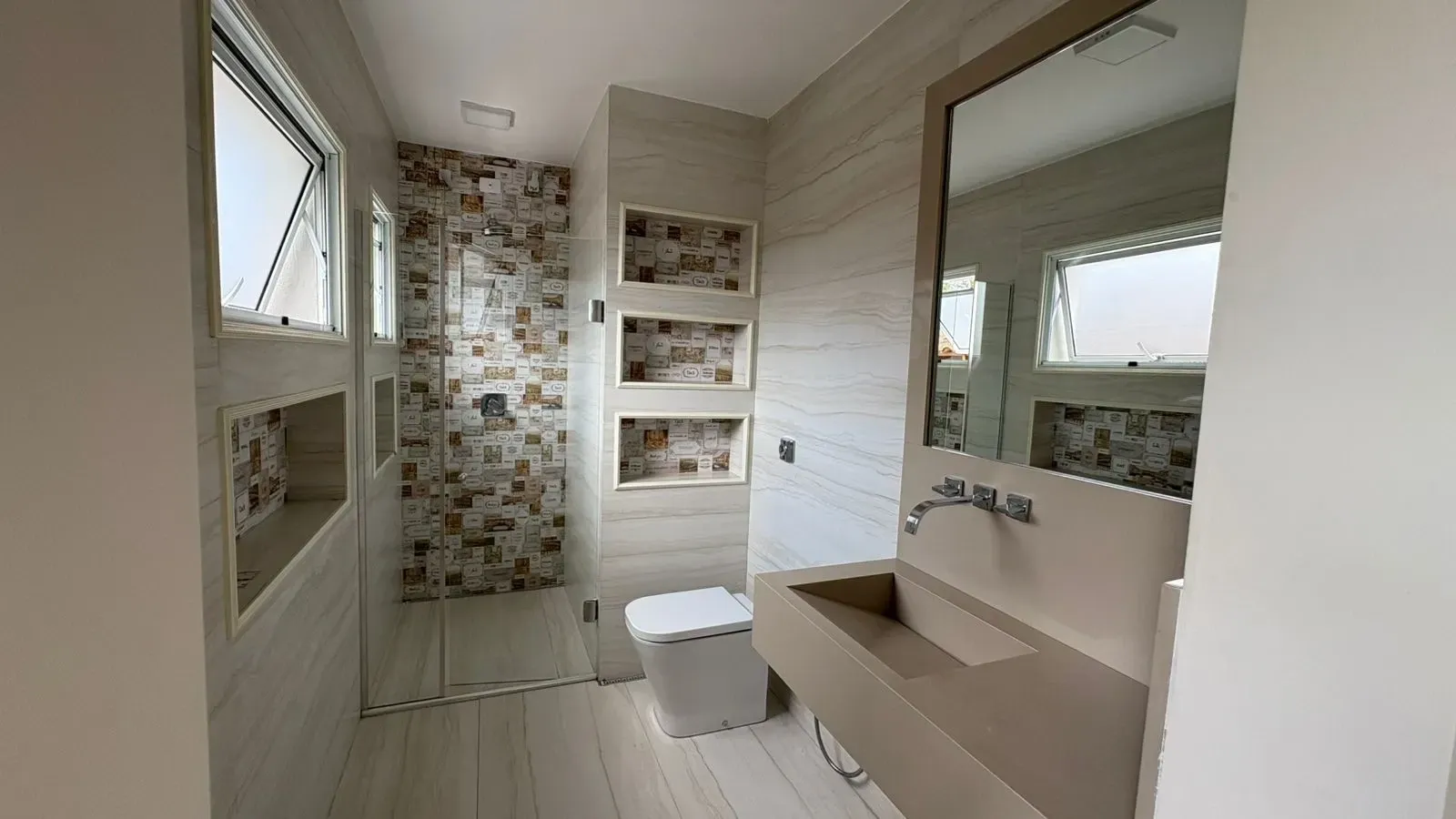 Imagem Casa com 5 Quartos à Venda, 380 m² em Alphaville - Santana de Parnaíba