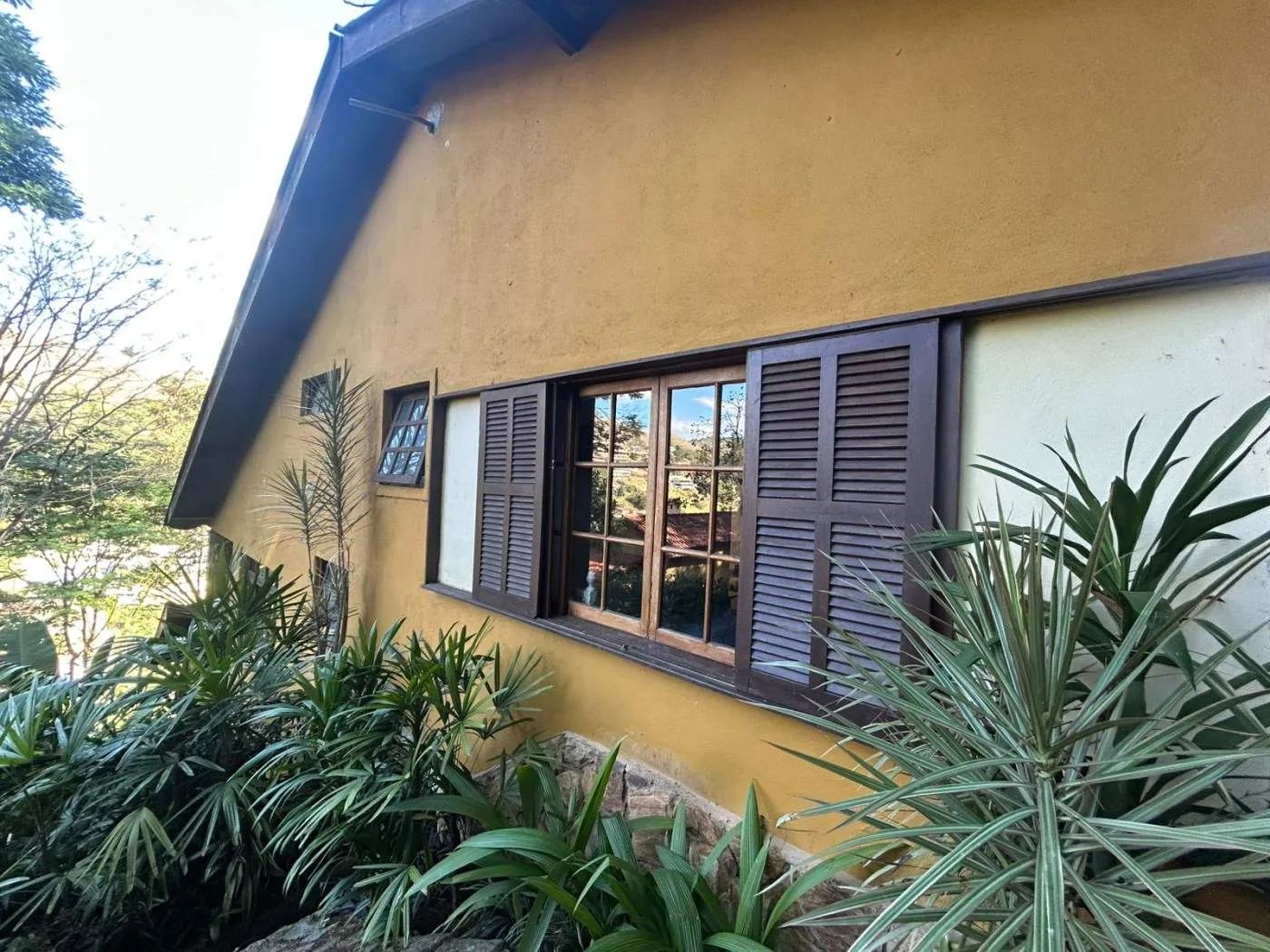 Imagem Casa para Venda em Petrópolis / RJ no bairro Itaipava