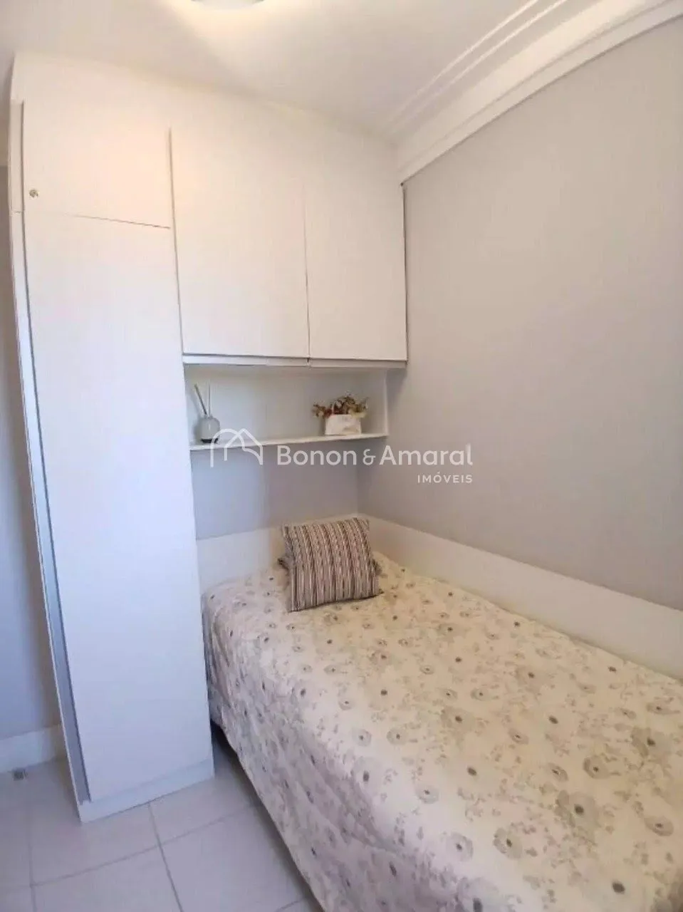 Imagem Apartamento com 3 Quartos e 3 banheiros à Venda, 74 m² por R$ 825.000