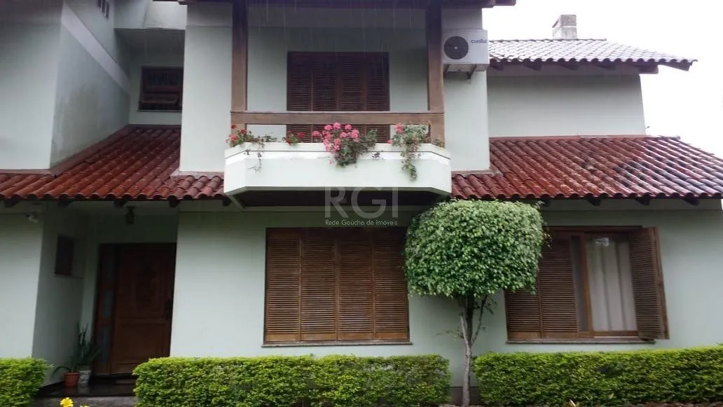Imagem Casa para Venda - 432m², 3 dormitórios, 1 vaga - Tristeza