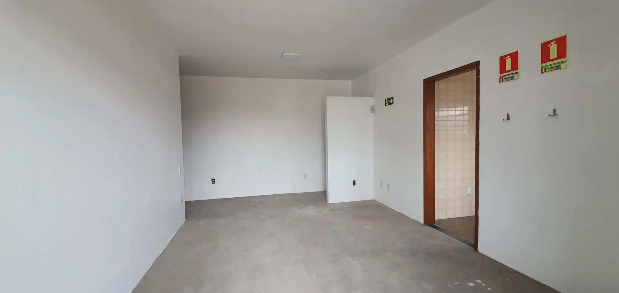 Imagem Pavilhão para Locação - Rua Moura Azevedo