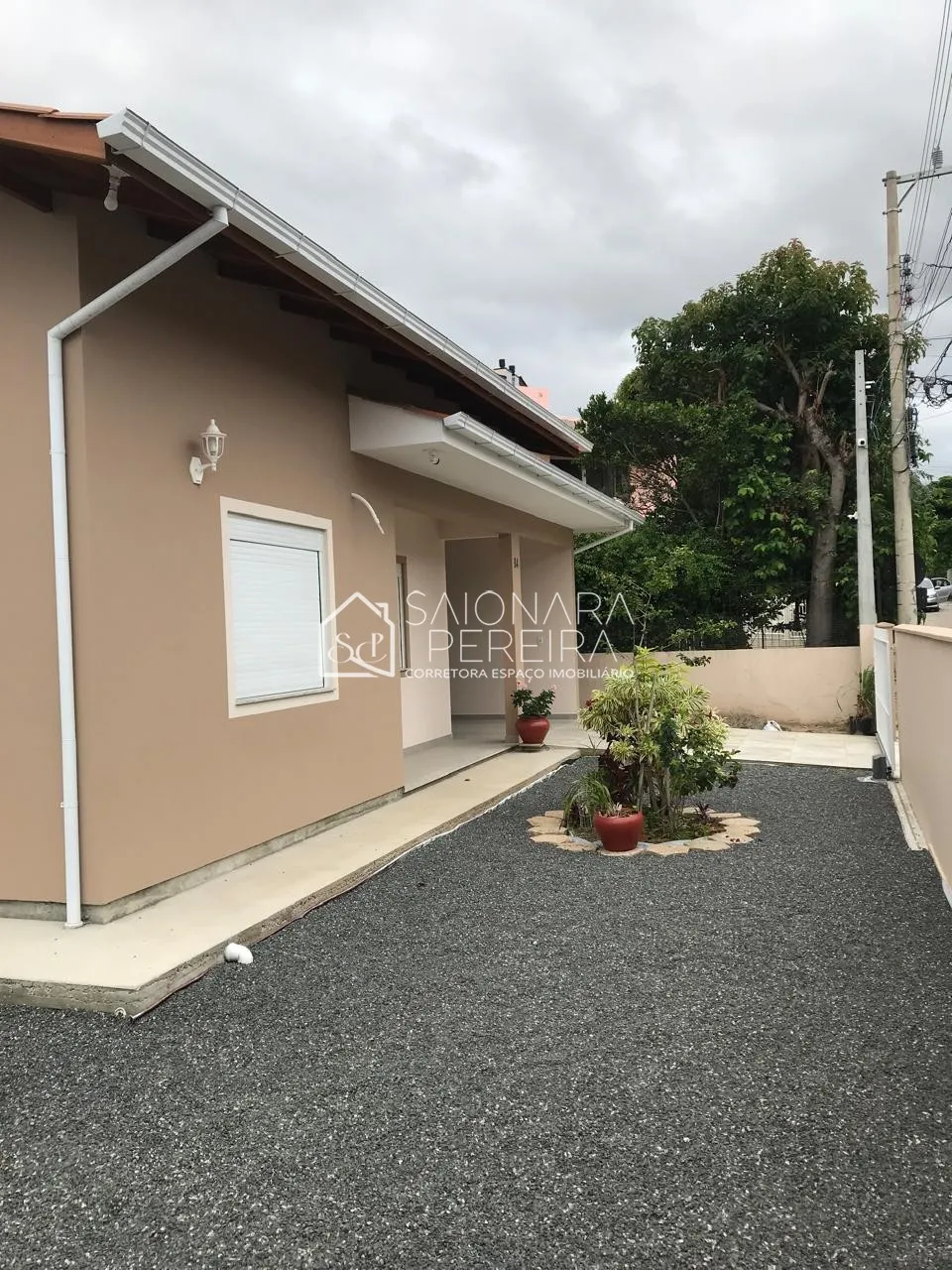 Imagem Aqui uma casa para chamar de sua em Florianópolis.