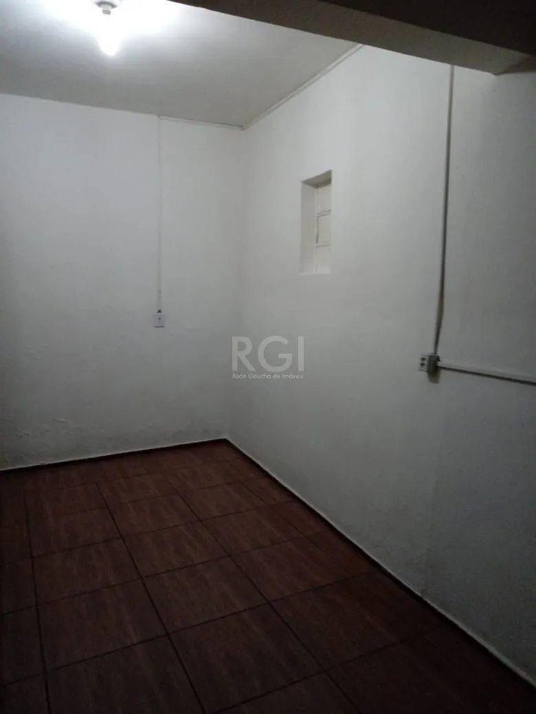 Imagem Casa para Venda - 136m², 4 dormitórios, 1 vaga - Agronomia