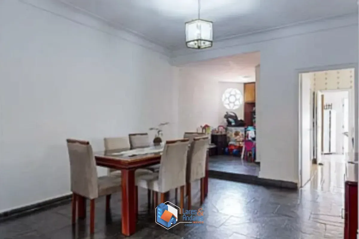 Imagem Casa para venda em Indianópolis com 4 quartos, 220m²