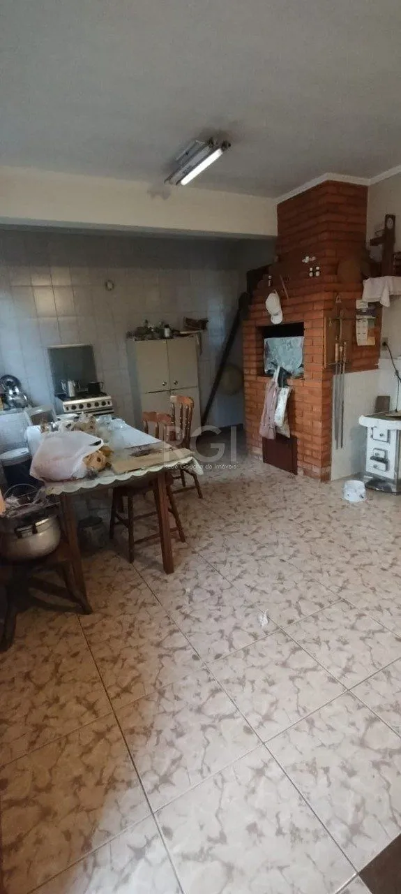 Imagem Casa de 4 dormitórios no bairro Parque Santa Fé