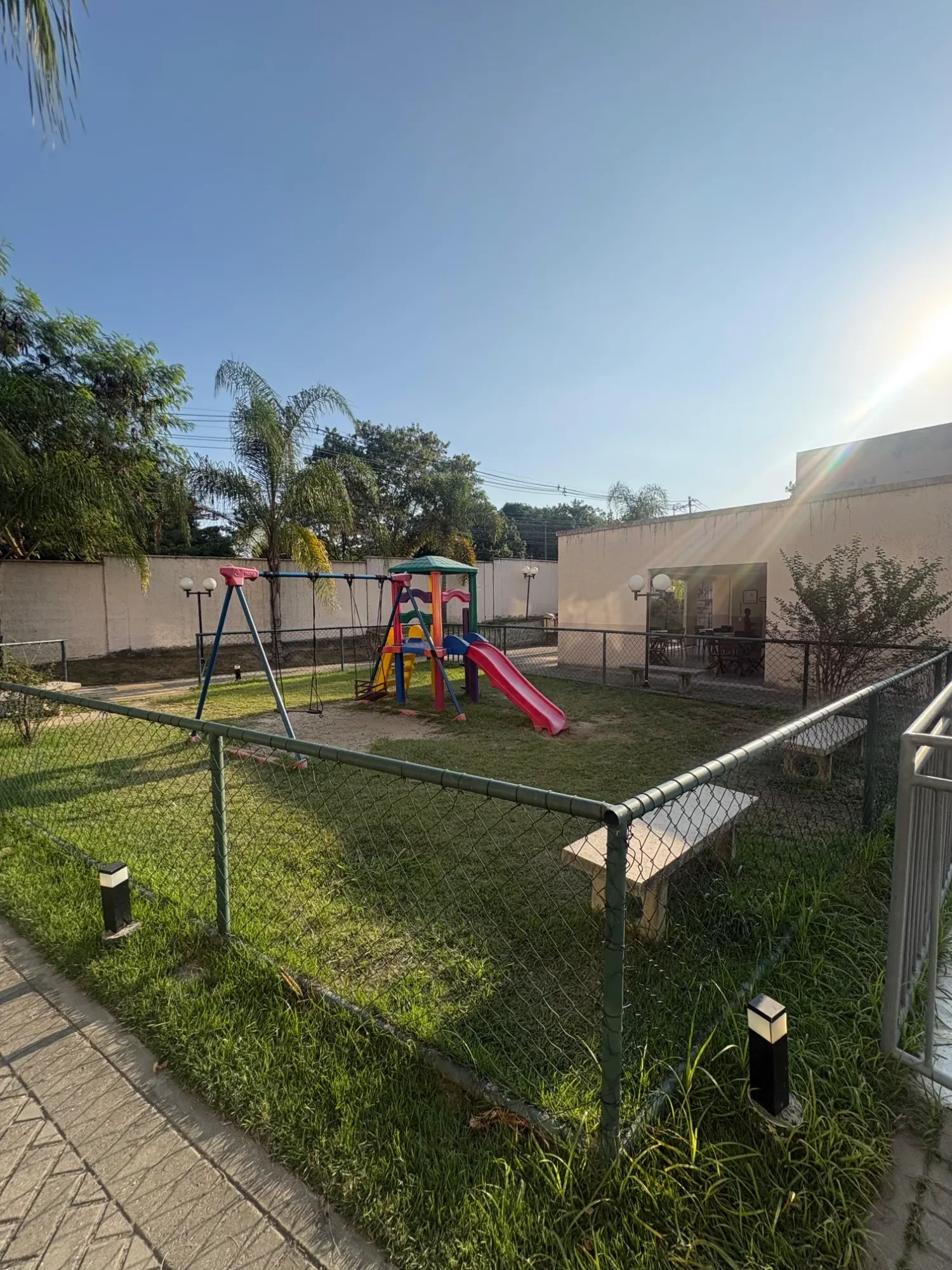 Imagem Apartamento com 2 Quartos à Venda, 45 m² em Santa Cruz - Rio de Janeiro