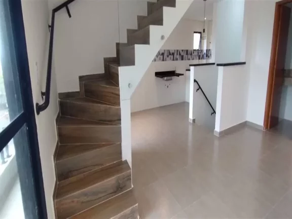 Imagem Sobrado com 3 dormitórios à venda, 92 m² por R$ 480.000 - Maracanã - Praia Grande/SP