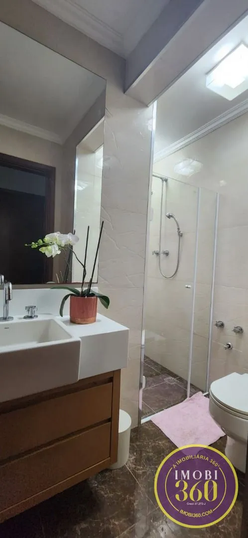 Imagem Apartamento de alto padrão com 220m²