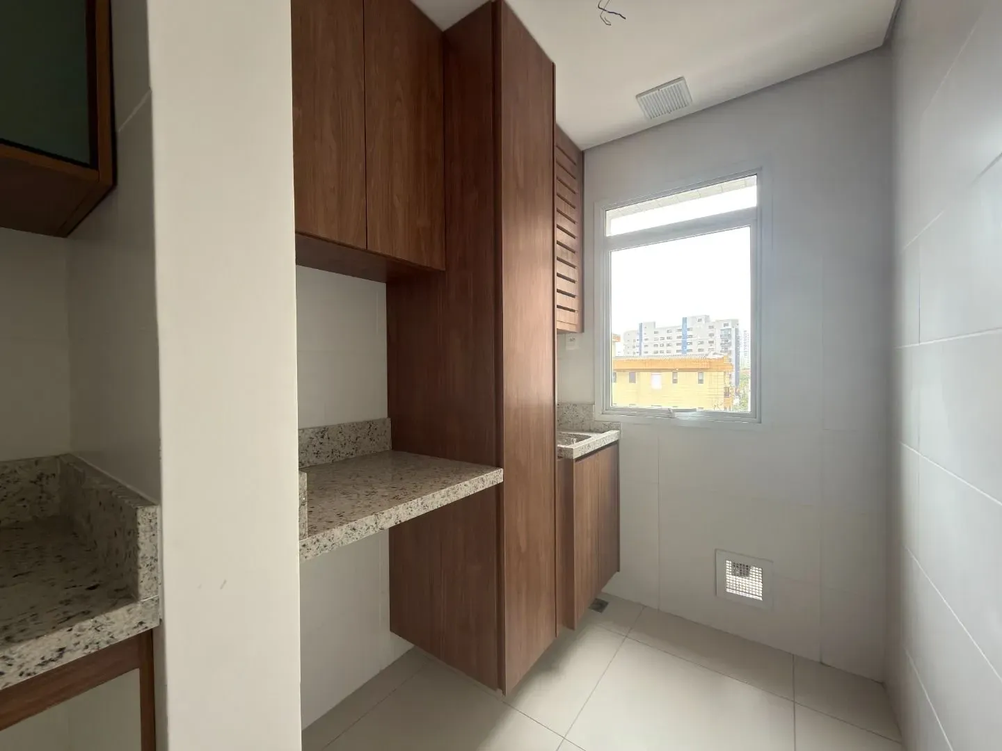 Imagem Apartamento com 2 Quartos à Venda, 77,19 m² em Boqueirão - Santos