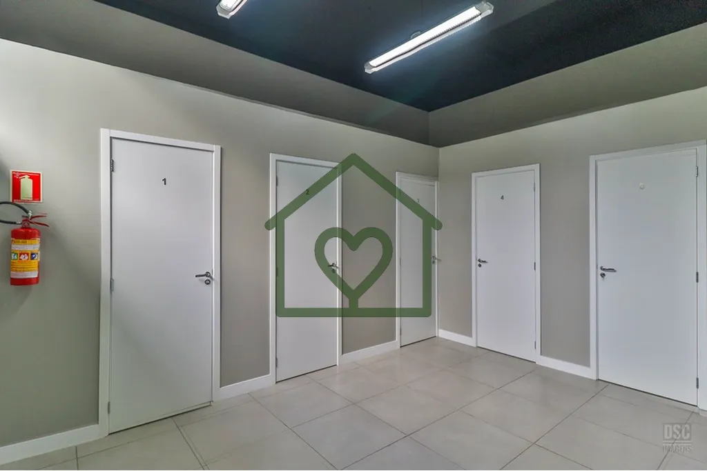 Imagem Descubra o apartamento GARDEN dos seus sonhos, situado na charmosa região de Mont Serrat, na Rua Eu...