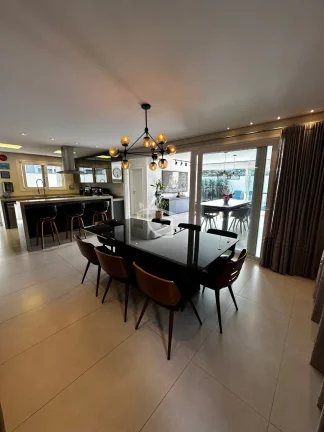 Imagem Encante-se com essa residência exclusiva no bairro Floresta!