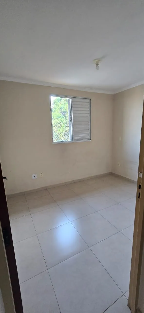 Imagem Apartamento Mobiliado com 2 Quartos no Condomínio Bosque das Araucárias