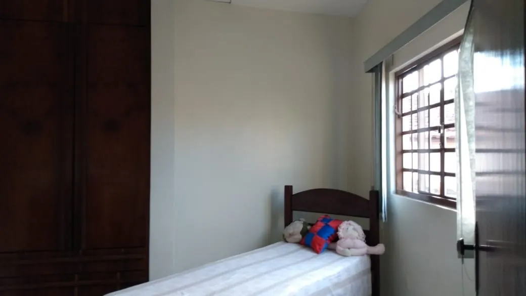 Imagem Casa à venda 4 Quartos, 1 Suite, 3 Vagas, 300M², Vila São José, Taubaté - SP