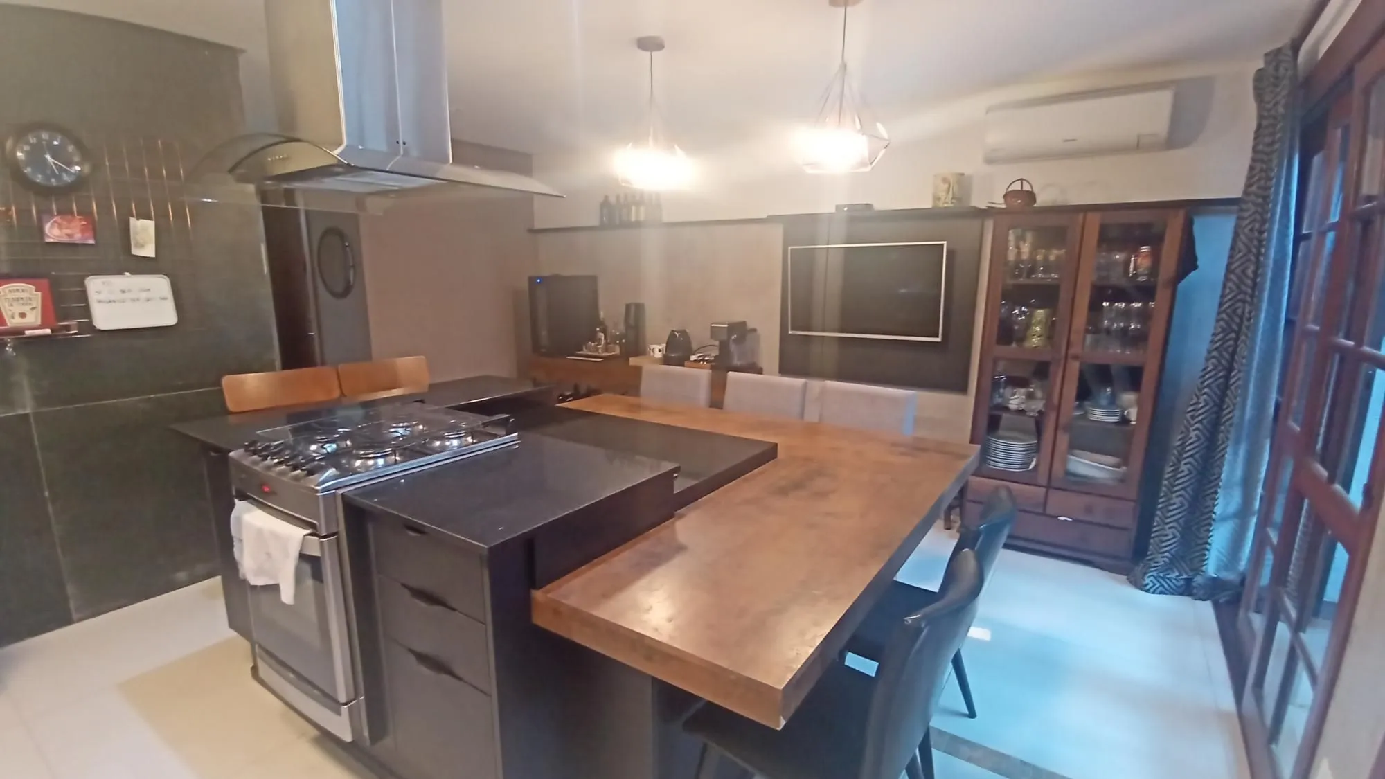 Imagem Casa de Condomínio com 3 Suítes, no bairro Tristeza