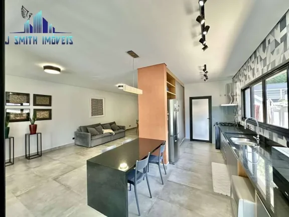Imagem CASA NOVA, TÉRREA, 3 SUÍTES, PISCINA, ELEVADOR NA GARAGEM. CONDOMÍNIO TOP!
