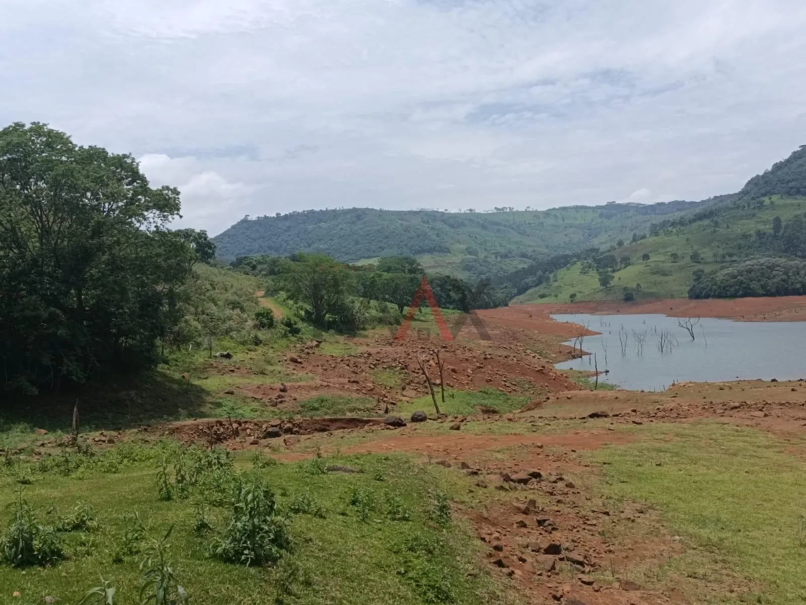 Imagem TERRENO NO PARAÍSO ALAGADO FAXINAL DO CÉU - LAGEADO FEIO- PR - Feio só o nome