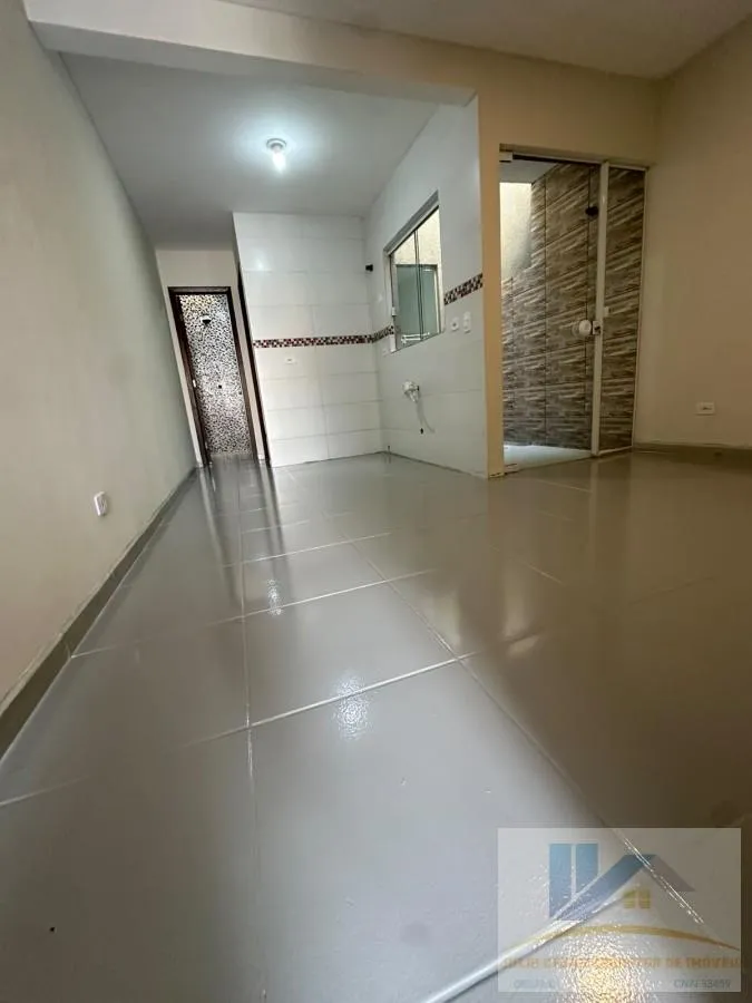 Imagem Casa para Venda em Curitiba, Tatuquara, 2 dormitórios, 1 banheiro, 2 vagas