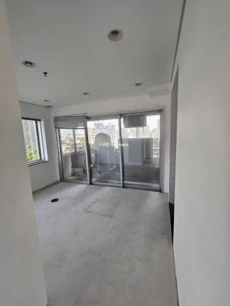 Imagem Andar Comercial com 6 vagas de garagem na Vila Congonhas, SP - 241,11 m² de área!