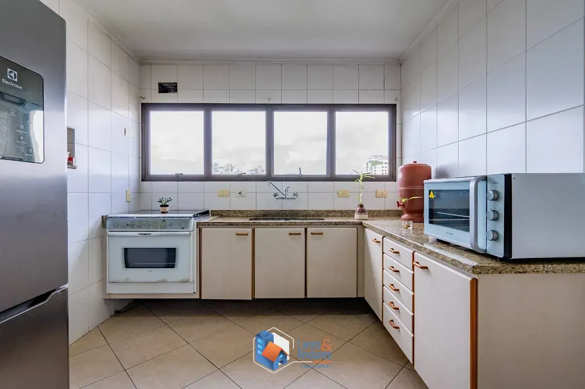 Imagem Apartamento para venda em Vila Andrade com 4 quartos, sendo 3 suítes, 200m²