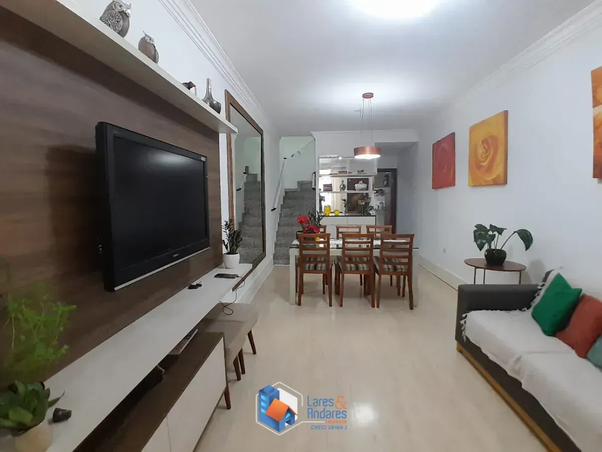 Imagem Sobrado para venda em Bosque da Saúde com 3 quartos, sendo 1 suíte, 122m²