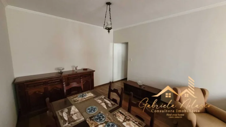 Apartamento de 2 dormitórios com dependência
