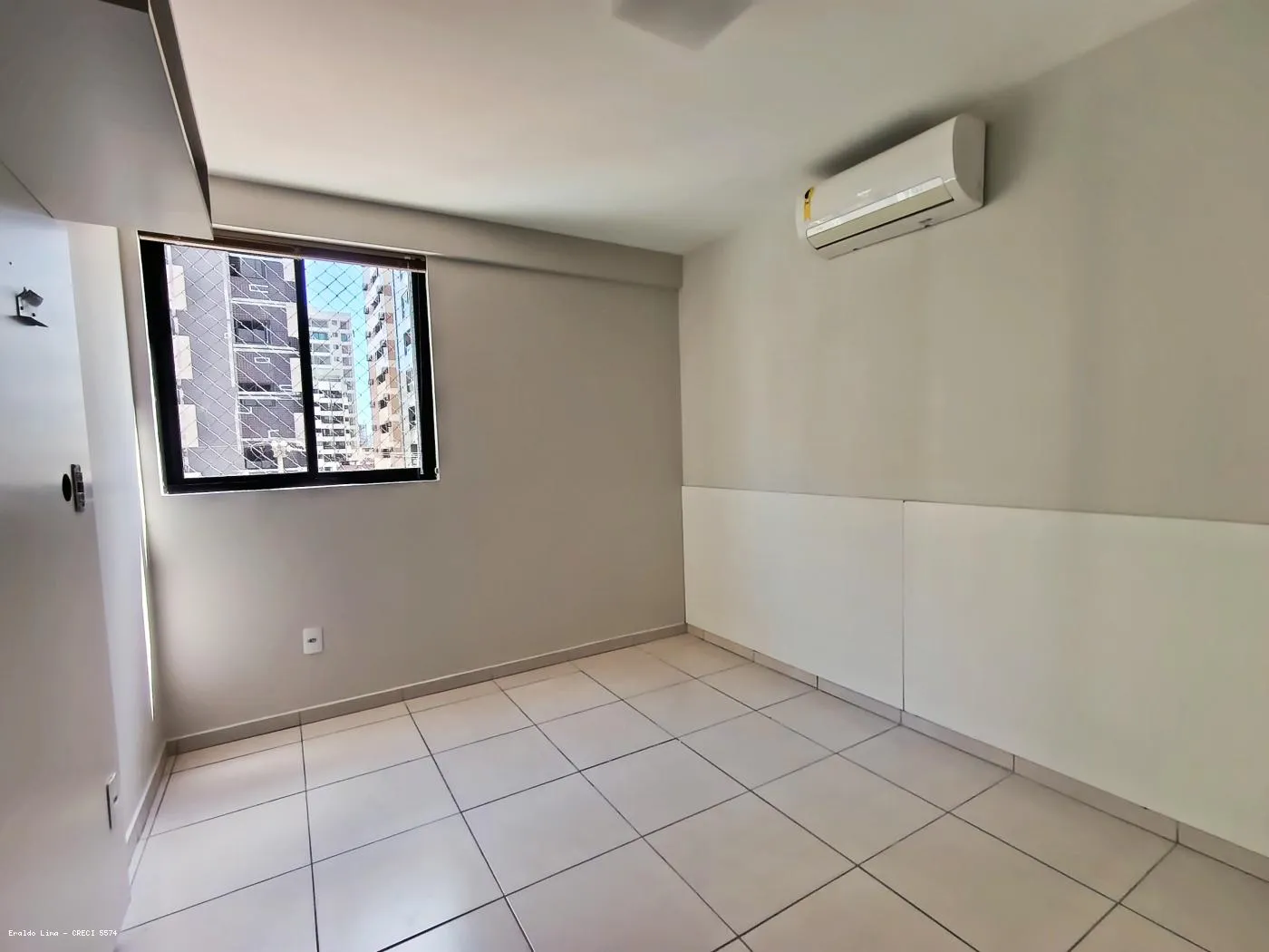 Imagem Apartamento para Venda em Maceió, Jatiúca, 3 dormitórios, 1 suíte, 3 banheiros, 2 vagas