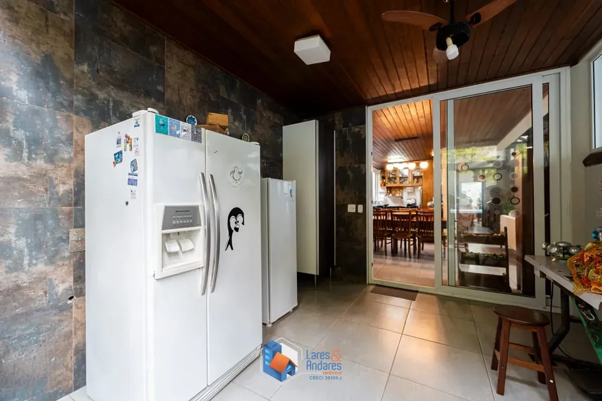 Imagem Casa para venda em Planalto Paulista com 4 quartos, sendo 4 suítes, 326m²