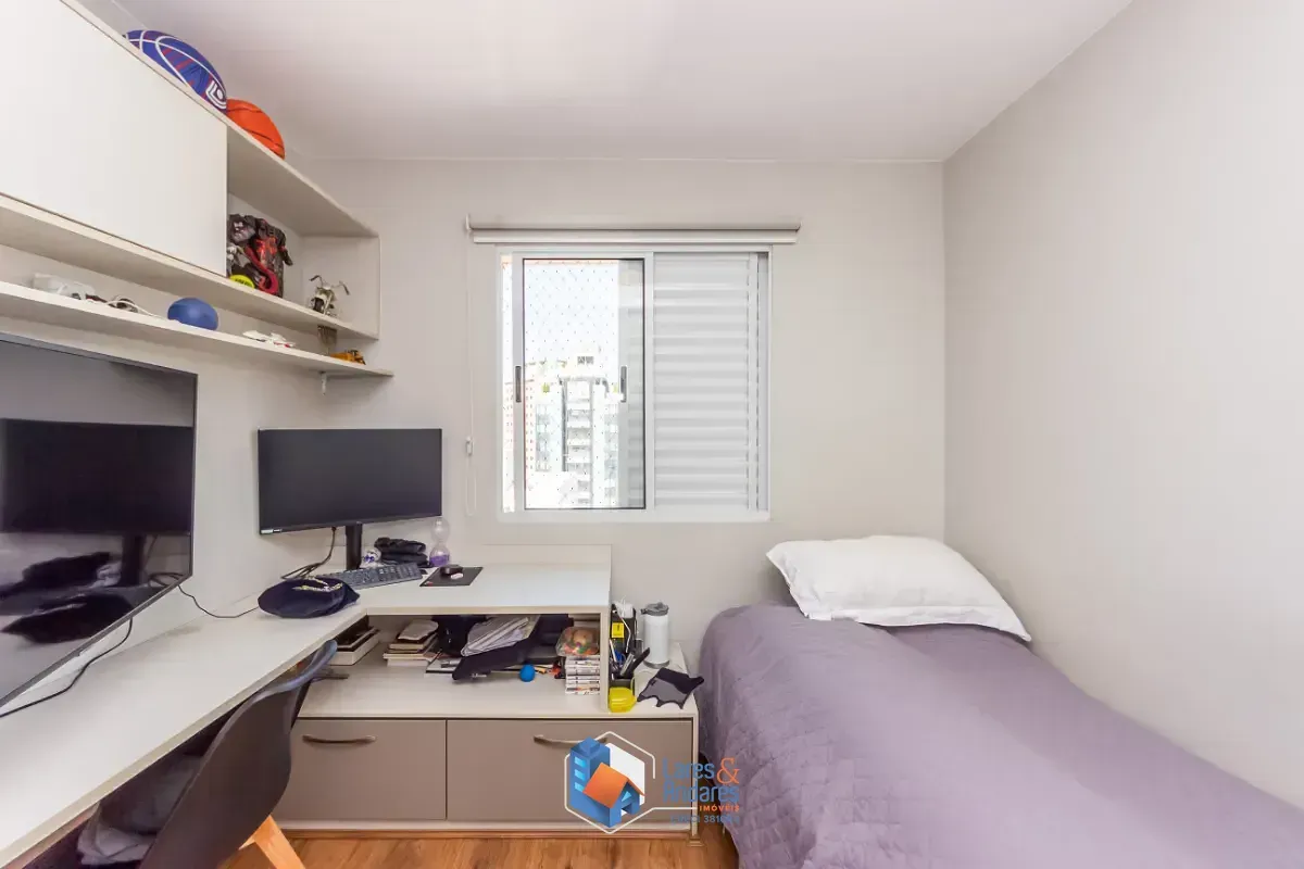 Imagem Apartamento para venda em Moema com 2 quartos, sendo 1 suíte, 75m²