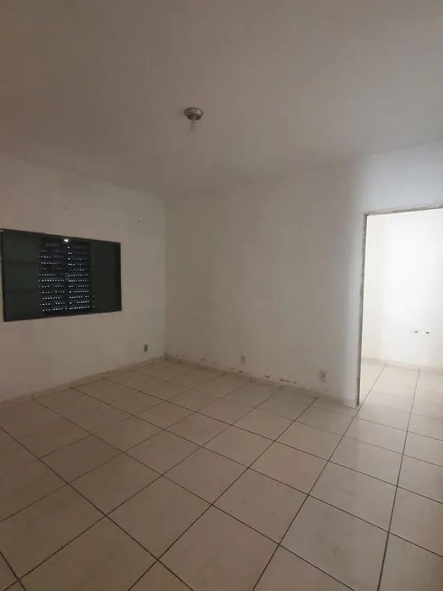 Imagem Casa à venda 2 Quartos, 2 Vagas, Conjunto Residencial Araretama, Pindamonhangaba - SP