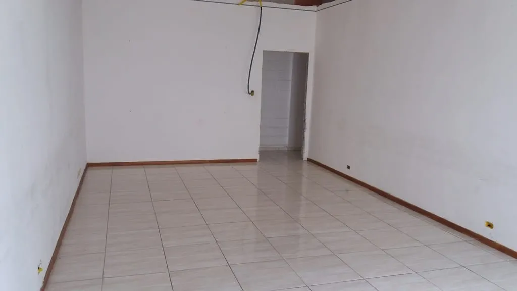 Imagem Comercial à venda 4 Vagas, 600M², Alto do Cardoso, Pindamonhangaba - SP