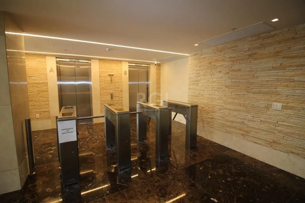 Imagem Sala Para Comprar , 32 m² por R$ 420.000,00- Passo d'Areia - Porto Alegre/RS