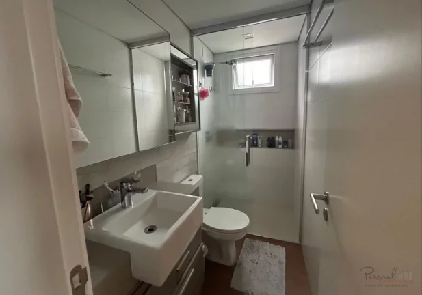 Imagem Apartamento localizado no coração do Centro de Florianópolis. Com fácil acesso a ponte Hercílio...