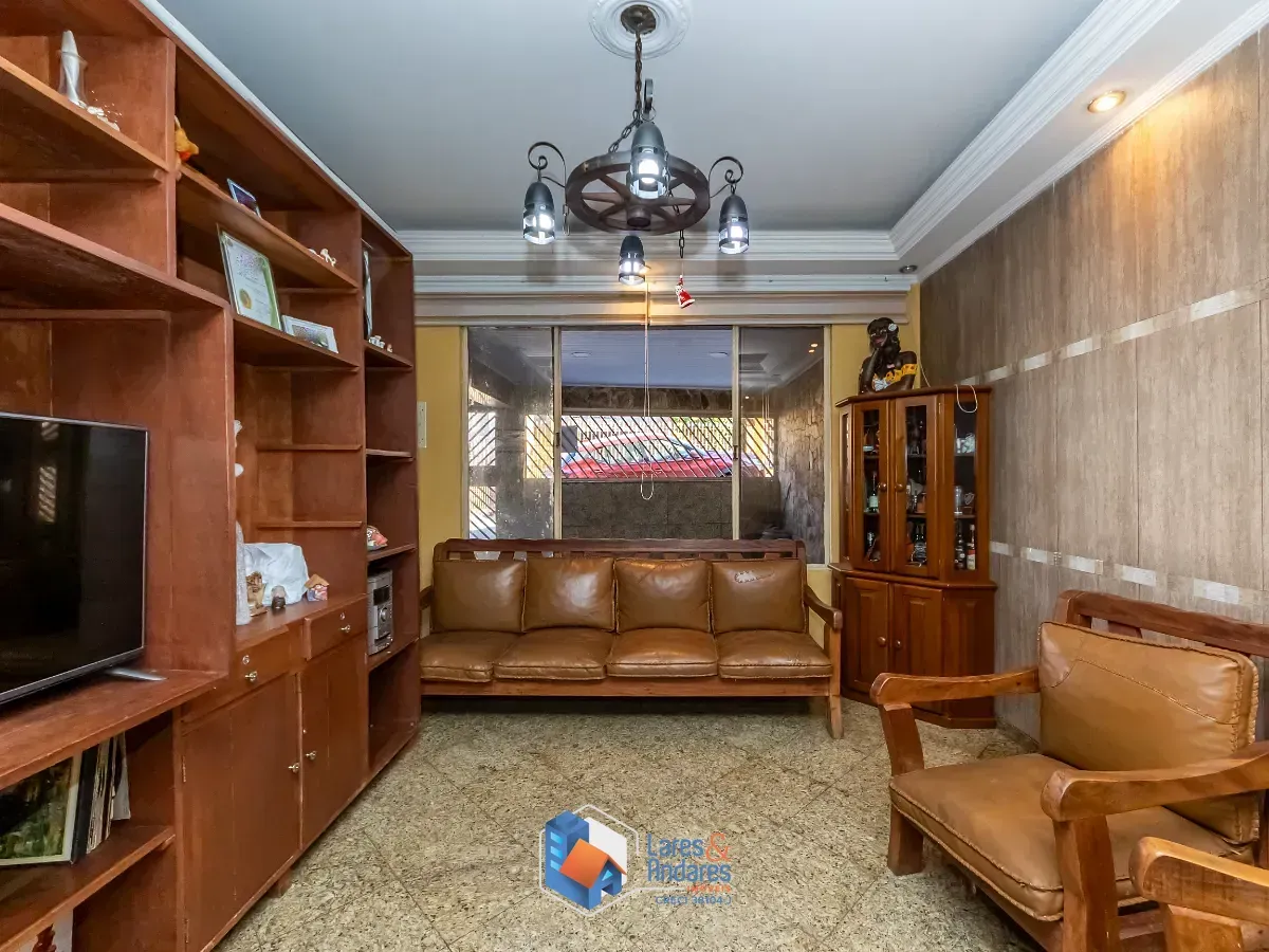 Imagem Sobrado para venda em Vila Gustavo com 3 quartos, sendo 3 suítes, 325m²