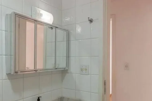 Imagem Apartamento Ótima Localização com 67 m² 2 Dormitórios 1 Vaga de Garagem