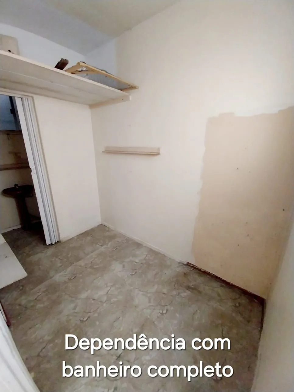 Imagem Apartamento com 03 quartos e 02 banheiros no Bairro Petrópolis