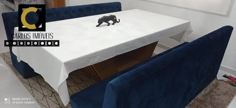 Imagem Maravilhosa casa sobreposta na ponta da praia à venda