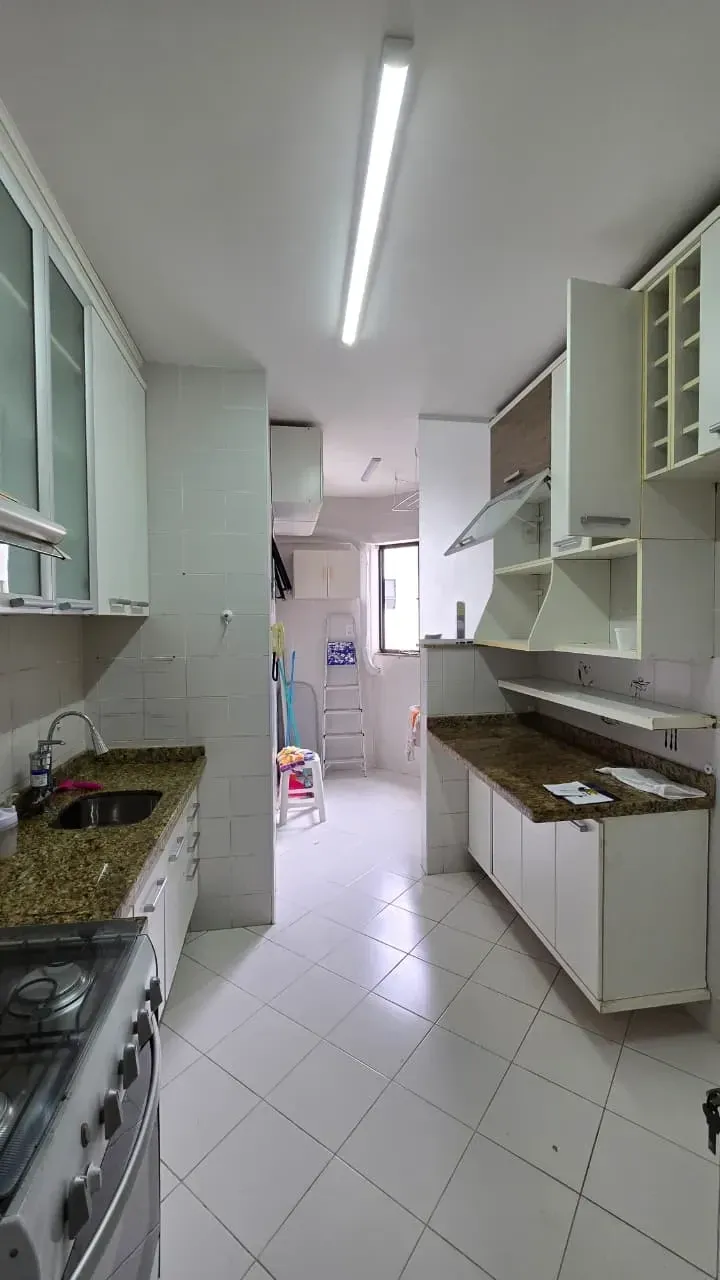 Imagem Apartamento com 3 Quartos à Venda ou Locação, 79 m² em Stiep - Salvador